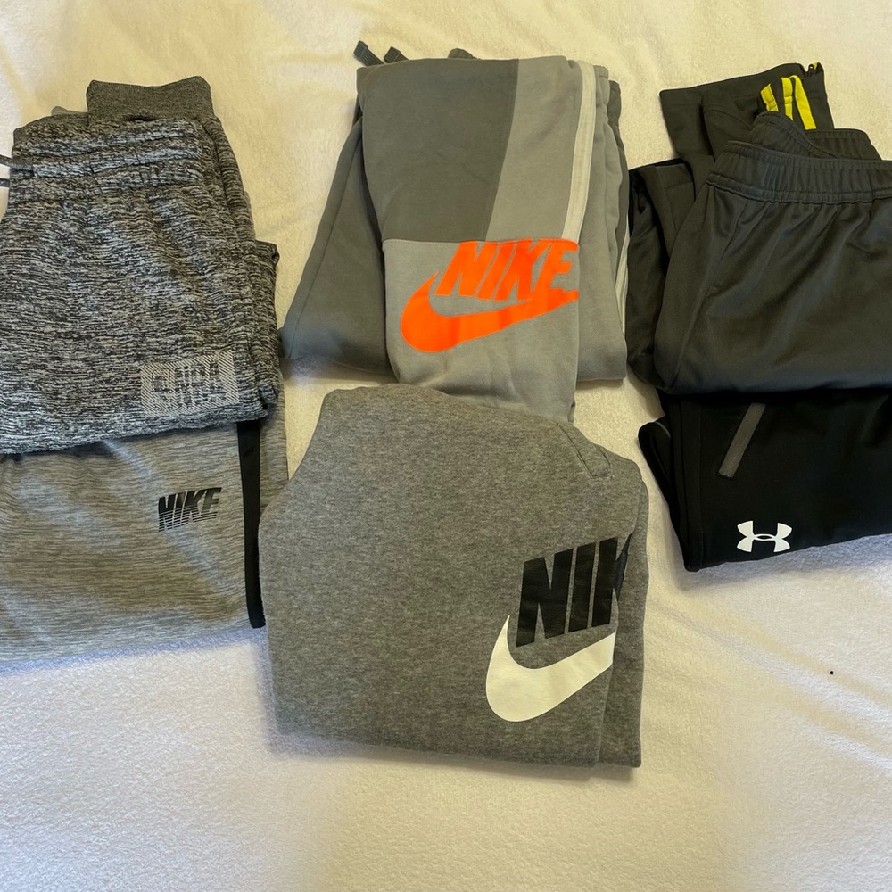 Youth L lot of sweatpants/joggers